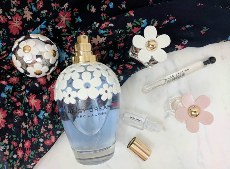 闻marcjacobs识少女，带你闻见情窦初开的甜美