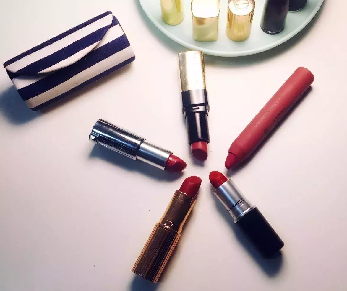 黄皮显白日常口红推荐哪款,大牌圣罗兰口红推荐黄皮显白