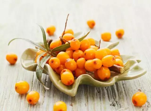 李连杰打坐治疗甲亢是真的吗,李连杰治甲亢的视频