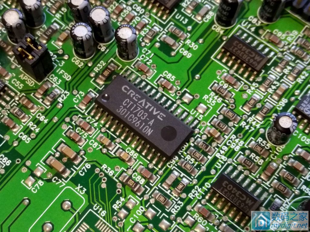 创新soundblaster5.1外置声卡,创新soundblasterawegold声卡