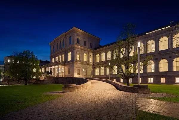 慕尼黑完整版多少分钟,慕尼黑空难详解