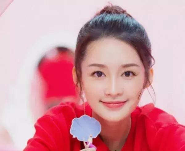 林允国货之光,张天爱林允面霜