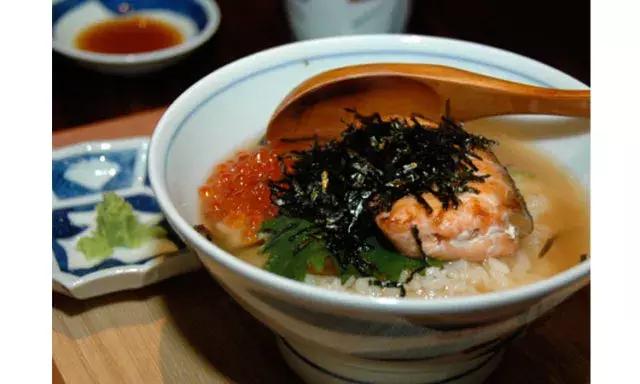 秋去冬来，*靠我**一碗茶泡饭温暖胃和情绪