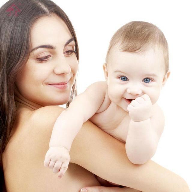 宝宝浓眉大眼,宝宝眉毛淡怎么办要剃掉吗