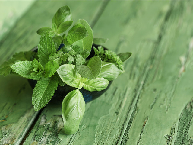 泰国必买十大购物清单,泰国扫货珠宝