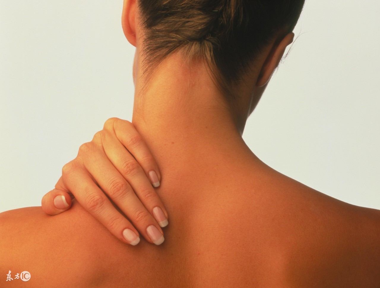 女人身体硬会有什么原因,女人身体硬有什么不好