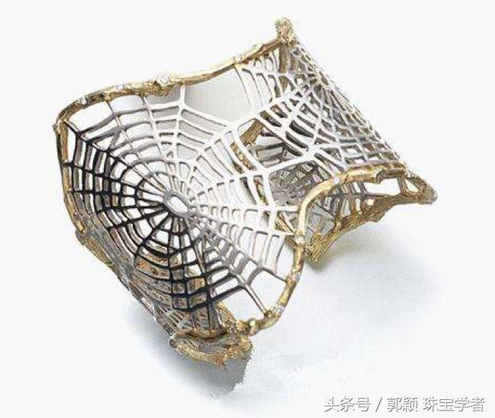 PartyQueen必不可少的“它”