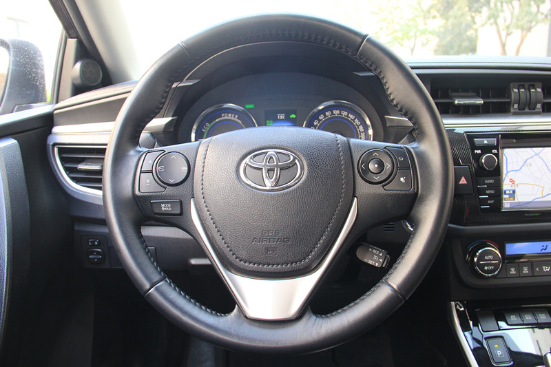 开了60万公里雷凌双擎,开了一天车油表不动