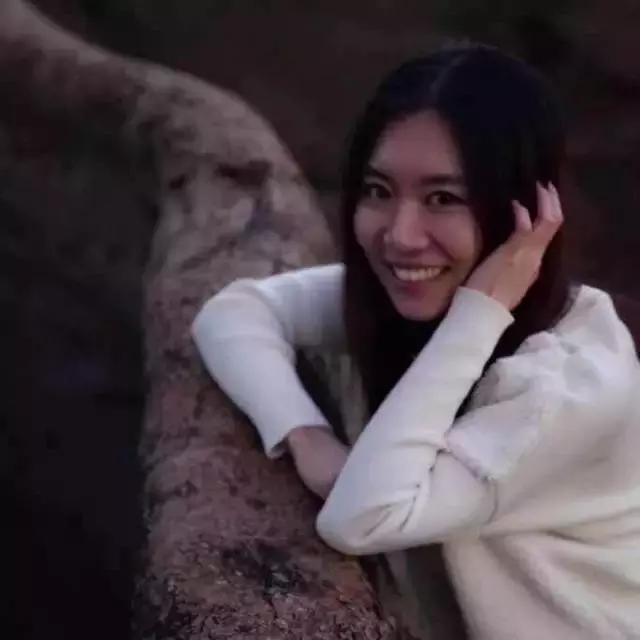 妈妈从小就教我不会说话就闭嘴,妈妈从小就教我不要乱动别人东西