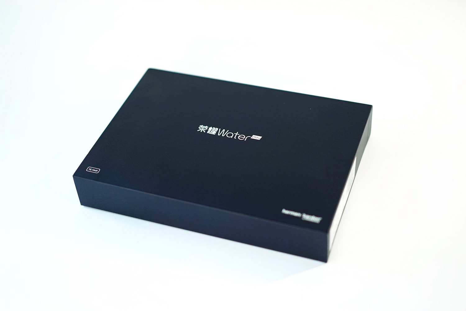 荣耀waterplay平板防水测试,荣耀waterplay8寸平板玩游戏