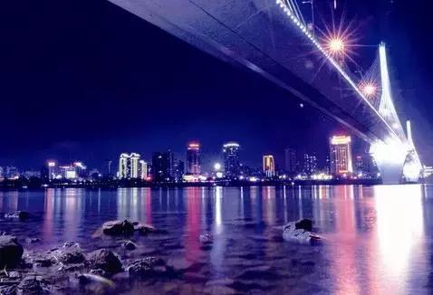 从白昼到黑夜，爱上宜昌的24小时