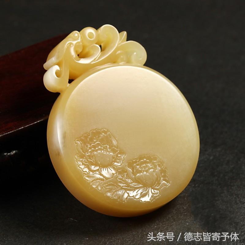 糖玉和沁料怎么区分,糖玉和黄沁的区别