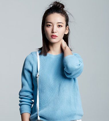 短发女生如何扎出慵懒随性的发型,适合短发女生的发型扎法图片