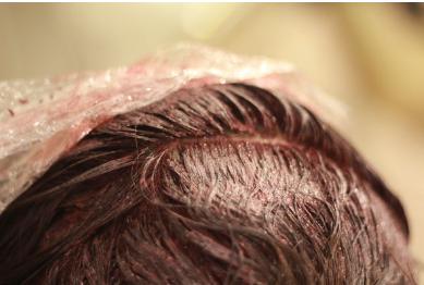 自己在家怎么染头发男,自己在家怎么染头发的教程