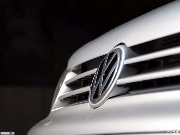 两万块钱能买到几年的高尔夫,两万多块钱买个二手车