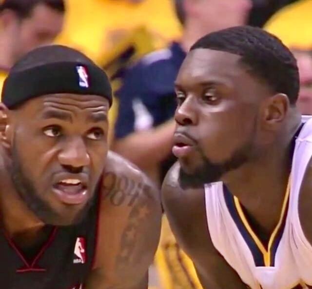 史蒂芬森被詹姆斯过肩摔,史蒂芬森詹姆斯冲突集锦