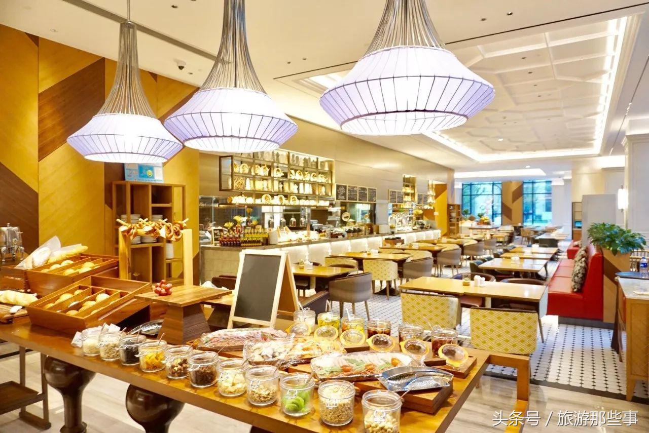 上海皇冠假日酒店是几星级酒店,上海皇冠假日度假酒店