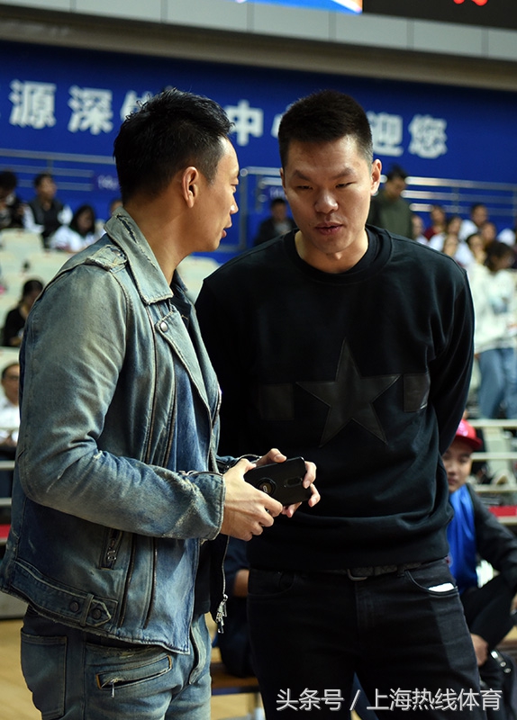 申花新帅与队员见面,申花新帅和球员见面