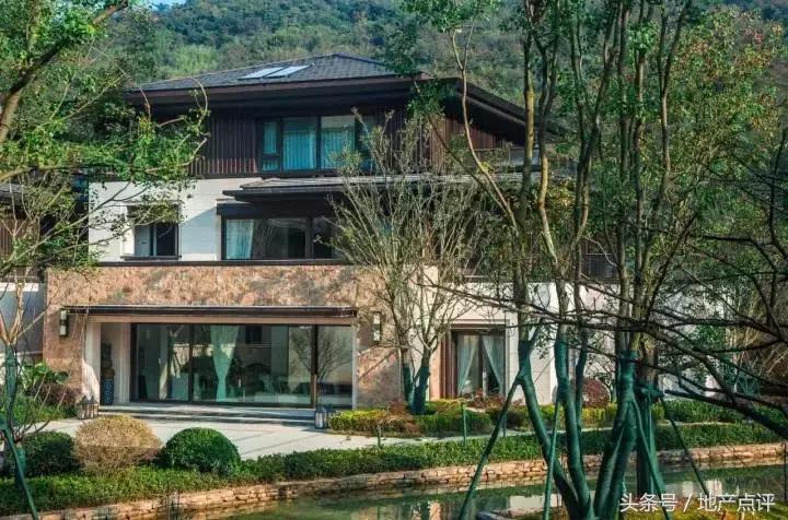 开间10.6米进深8.5米,开间10.6米进深10.5米一层