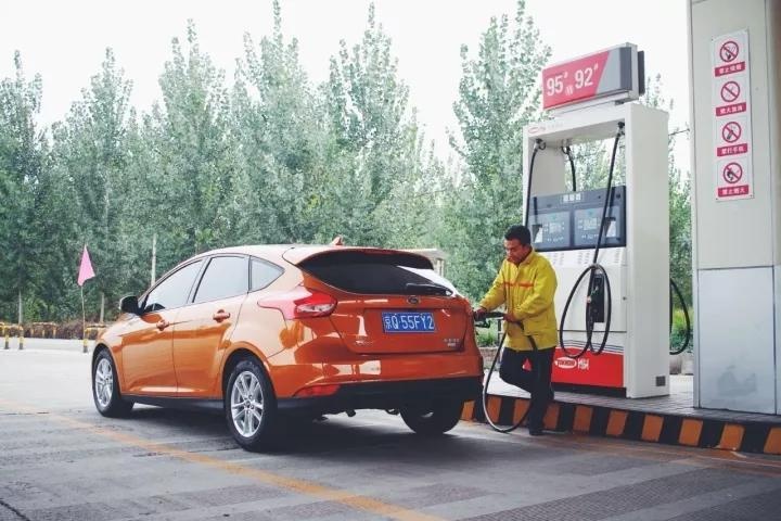 福克斯ecoboost125发动机怎么样,福克斯2015款ecoboost125耗油