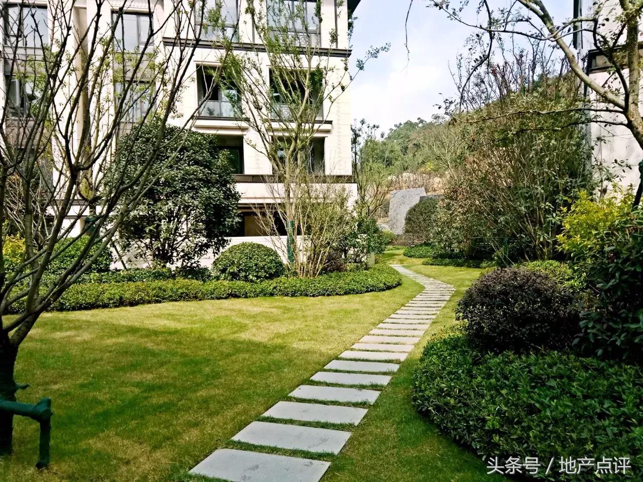 开间10.6米进深8.5米,开间10.6米进深10.5米一层