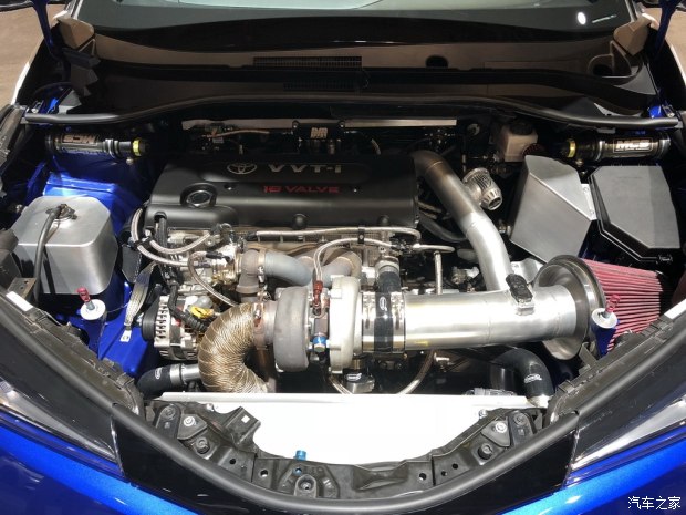 国产全新福克斯谍照/丰田CH-R赛车亮相/广汽讴歌TLX-L亮相