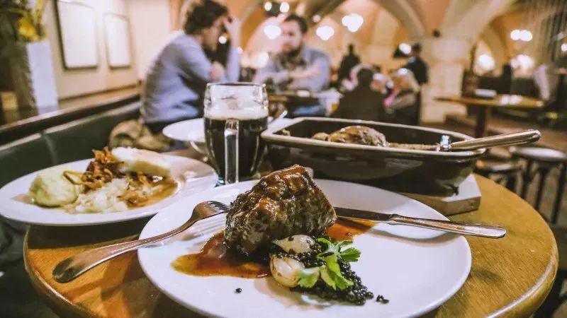 去欧洲旅游必须先去亚洲么,欧洲之行捷克