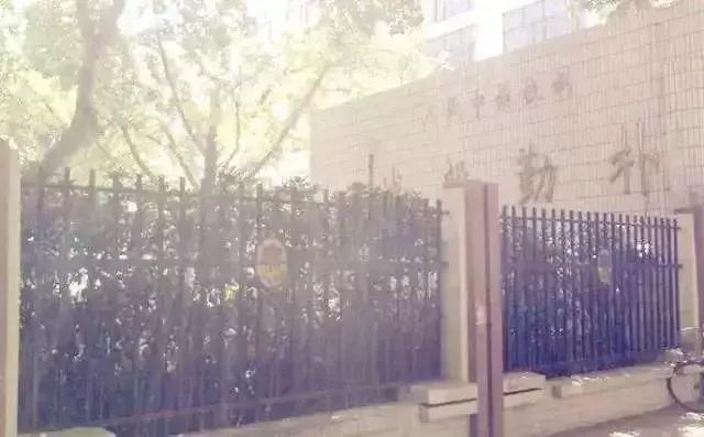 鍗椾含鐧惧勾鑰佹牎灏忓,鍗椾含鐧惧瞾瀛︽牎