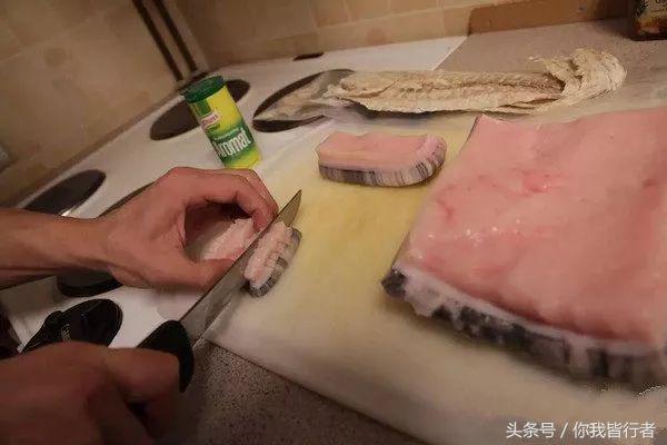 如何在暴风雪中生存,下雪天挡雪的方法