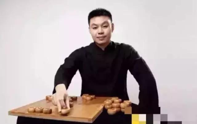 下棋的手势动作视频,象棋下棋规则口诀