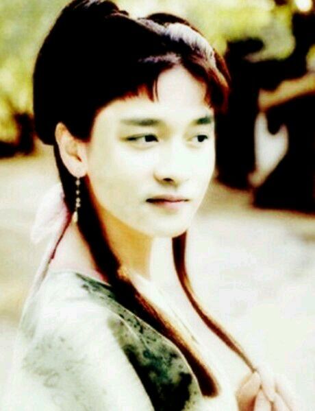 陈坤扮女装女星们都恐慌，刘烨神似范冰冰，李易峰又输在发福上？