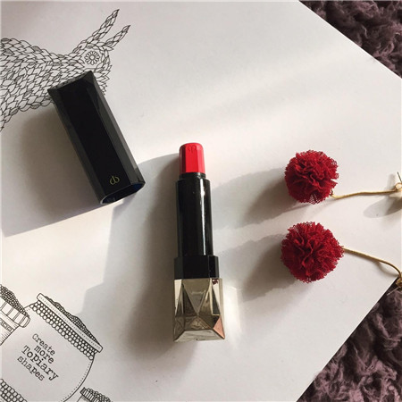 第一次入口红怕失手？快看过来，小糖给你支招