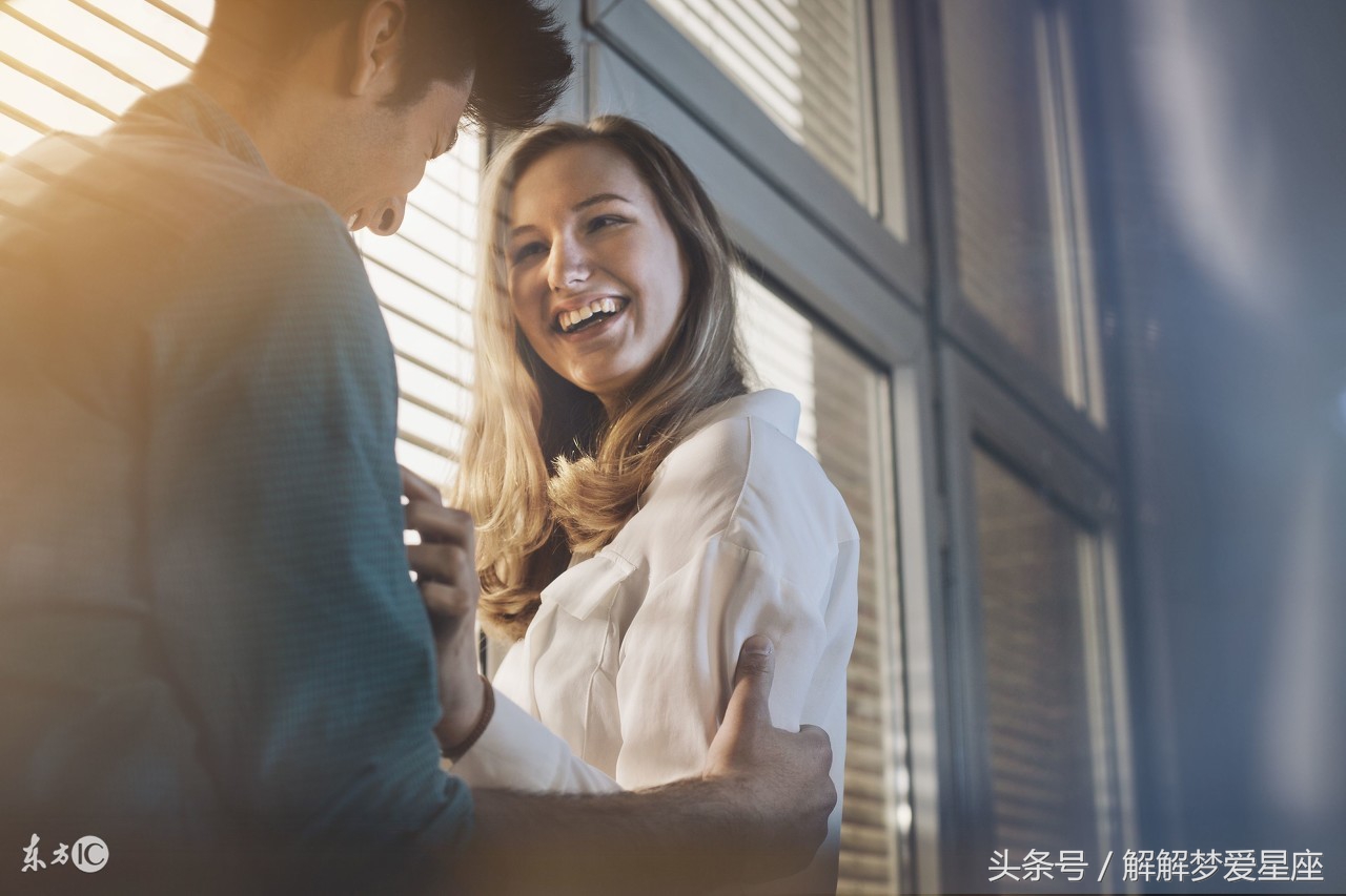 遇到初恋怎样沟通让对方心情愉快,见了初恋该怎么应对