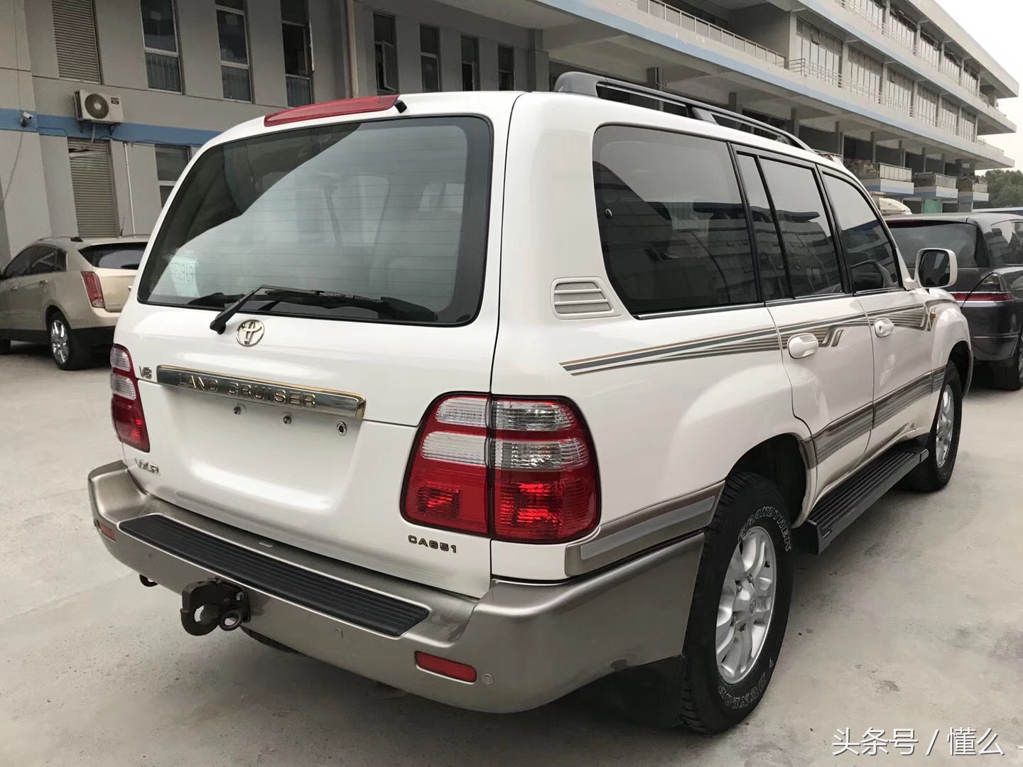 16年陆巡兰德酷路泽5700黑色,丰田兰德酷路泽lc300gr泥地越野