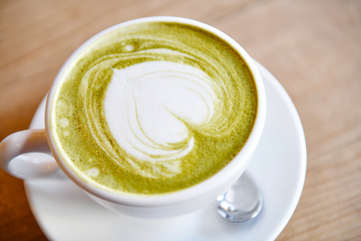 尼康d850可以碾压同价格的微单吗,尼康d850与尼康d5连拍对比测评