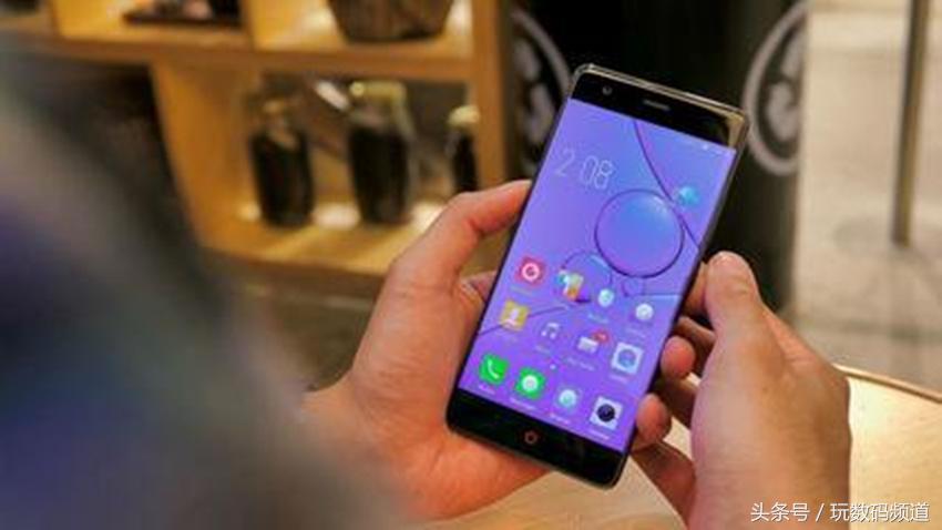 到底什么是全面屏？有没有一个标准呢？