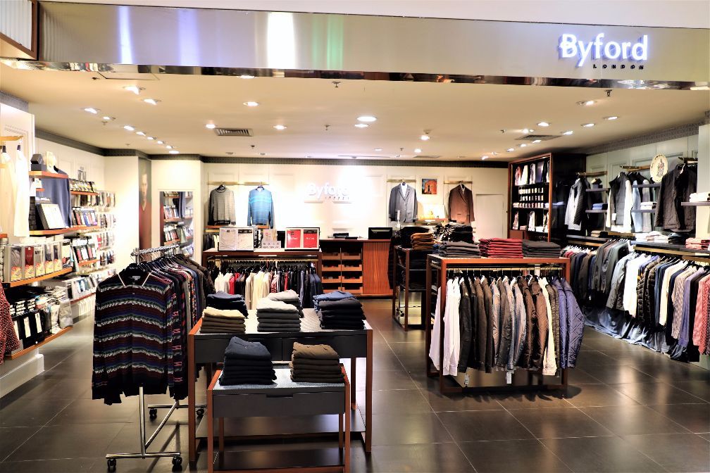 这是一家有故事的百货商场，有情有义记录20周年青春记忆