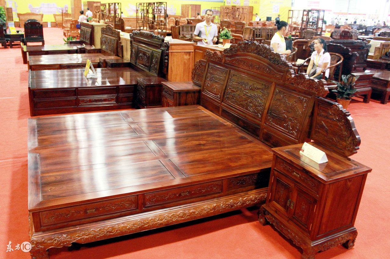 如何分辨缅甸花梨的家具的真假,缅甸花梨最简单鉴别方法