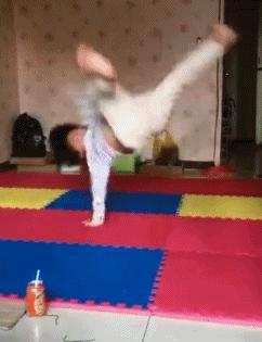 为什么买了一堆“破烂”，却高兴得像个两百斤的傻子？