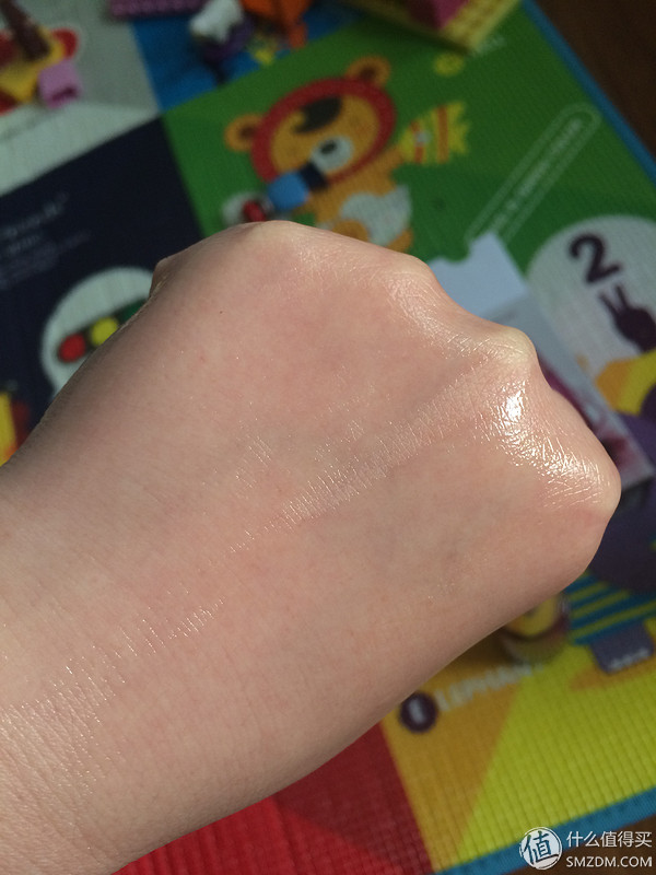 韩束巨补水套装测评,韩束净透淡斑焕白礼盒五件套