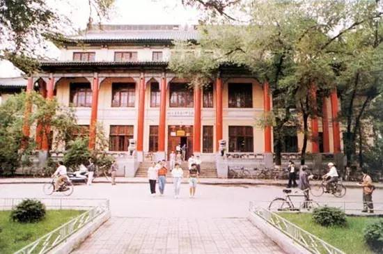 哈尔滨最牛的几所学校,哈尔滨这座城市为什么有哈工大