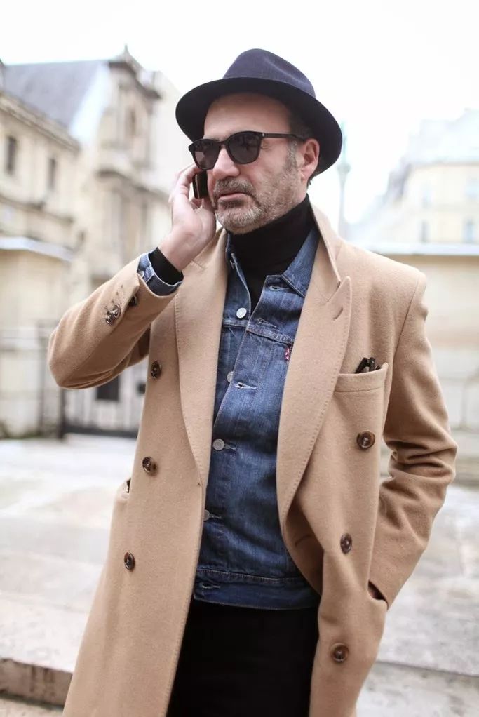 有着一种特殊复古感的街头潮牌,有一种范叫英伦风