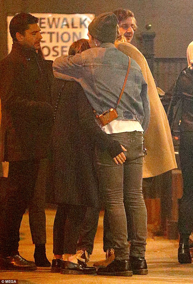 布鲁克林和小贝的恋情,布鲁克林贝克汉姆恋爱