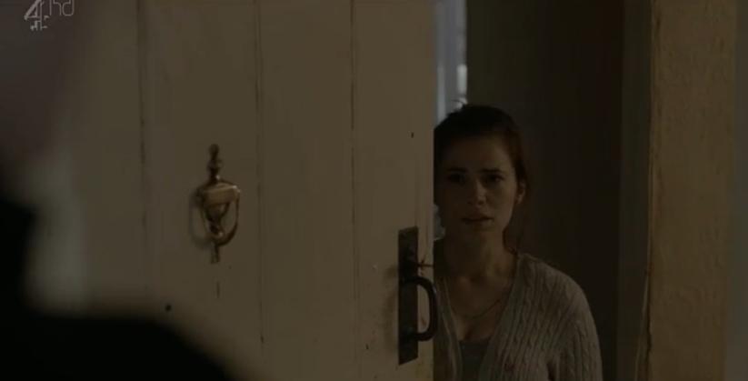 男友车祸去世女友开棺取骨陪伴,男友车祸去世后女孩召唤灵魂