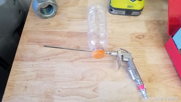 制作简易喷沙除锈机，低成本不到30元，除锈效果非常好