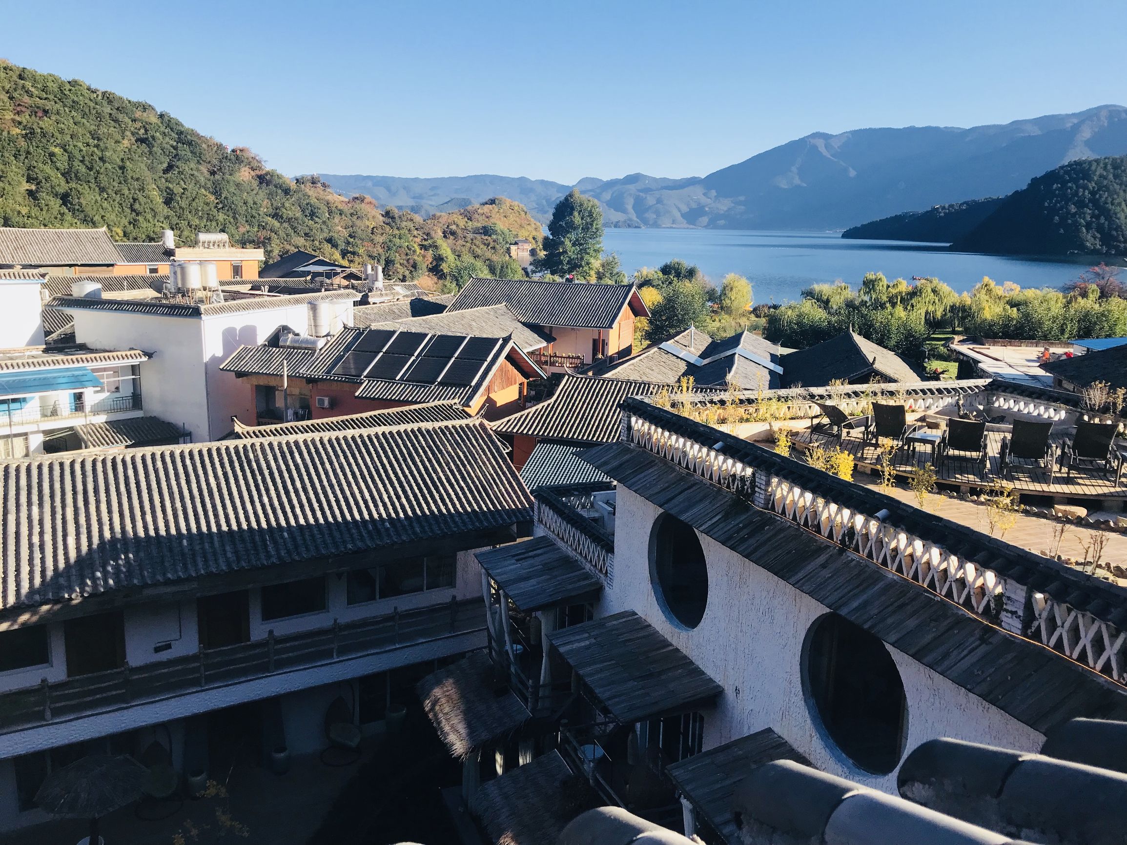 摩梭人，一个最会恋爱的民族，一生都在谈恋爱