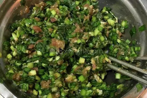 包饺子剩的饺子皮怎么吃,剩饺子皮30种新吃法煎包