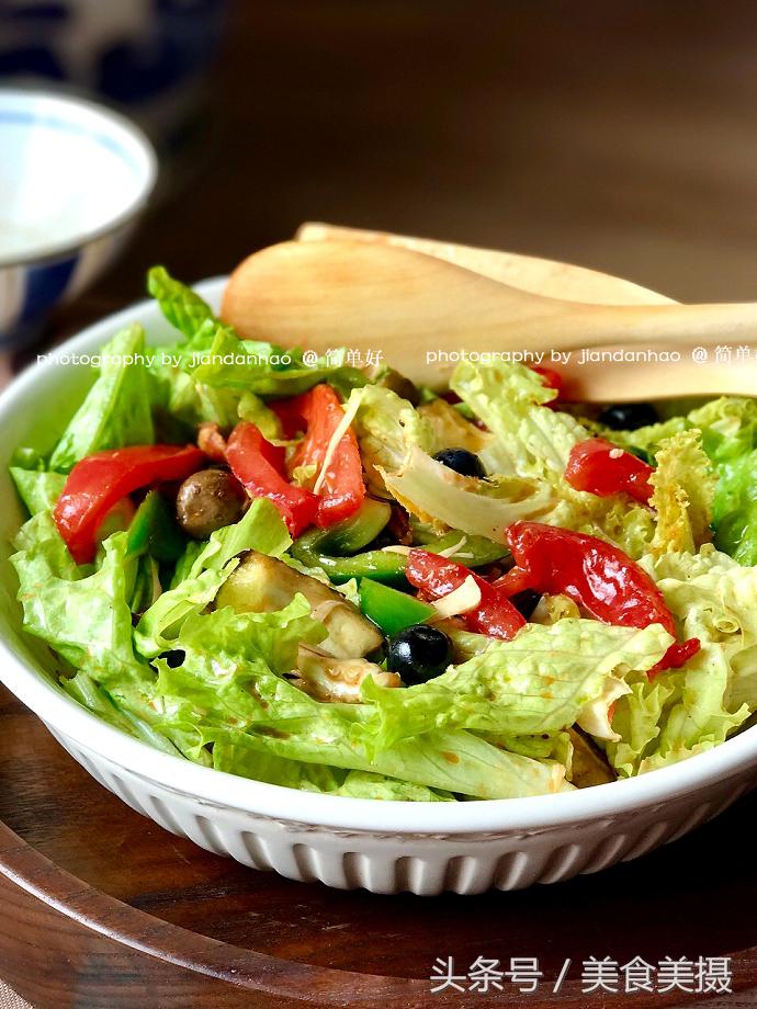 鸡蛋蛋黄酱拌沙拉,如何用蛋黄酱拌蔬菜沙拉