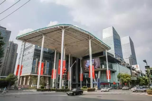 倒计时43天！武汉首条高富帅专列地铁下月就要通车啦！