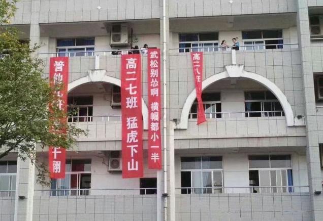 汉语博大精深写错字都能看懂,中国汉字博大精深搞笑视频错字